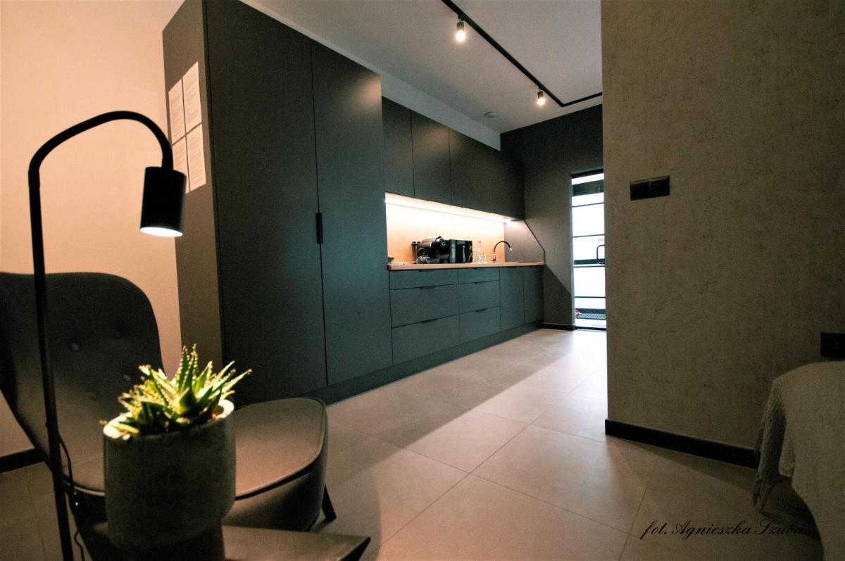 Grey Apartamenty przy skoczni & SKI BUS - Housity