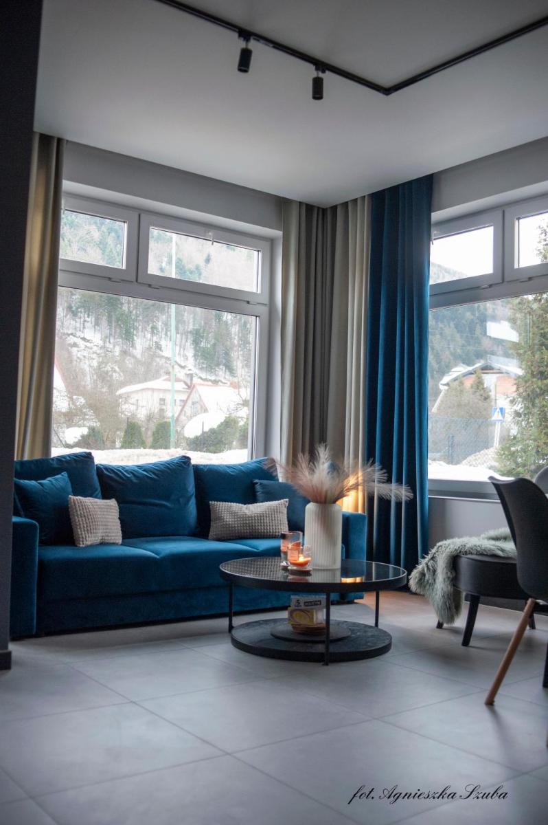 Grey Apartamenty przy skoczni & SKI BUS - Housity