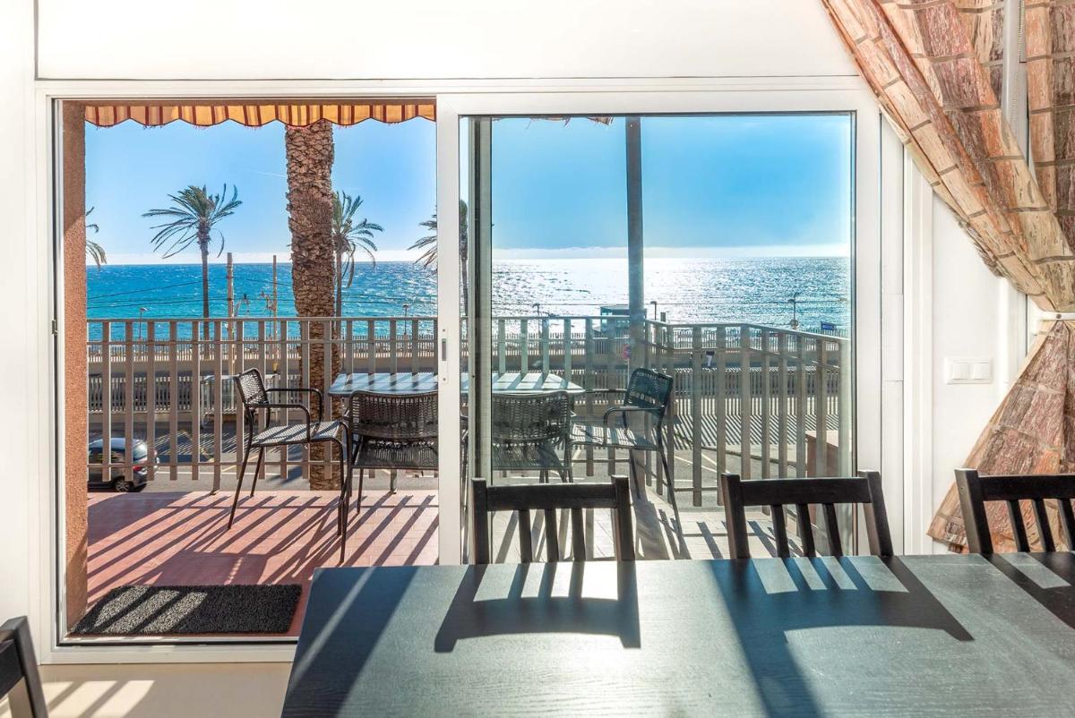 Vistamar Beach 30 min Barcelona - Housity