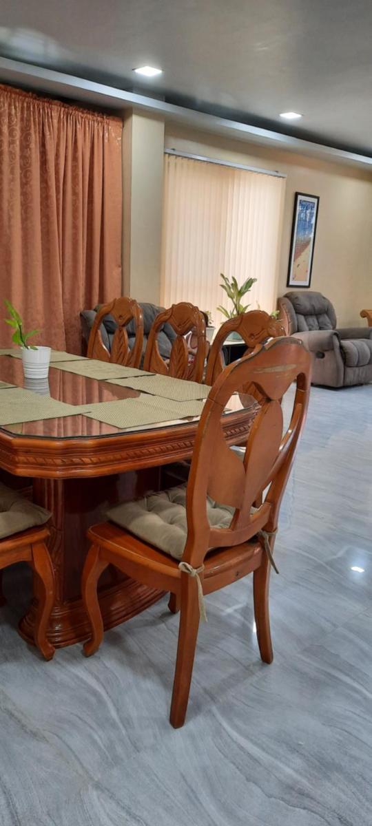 The Bailey's Inn - Housity