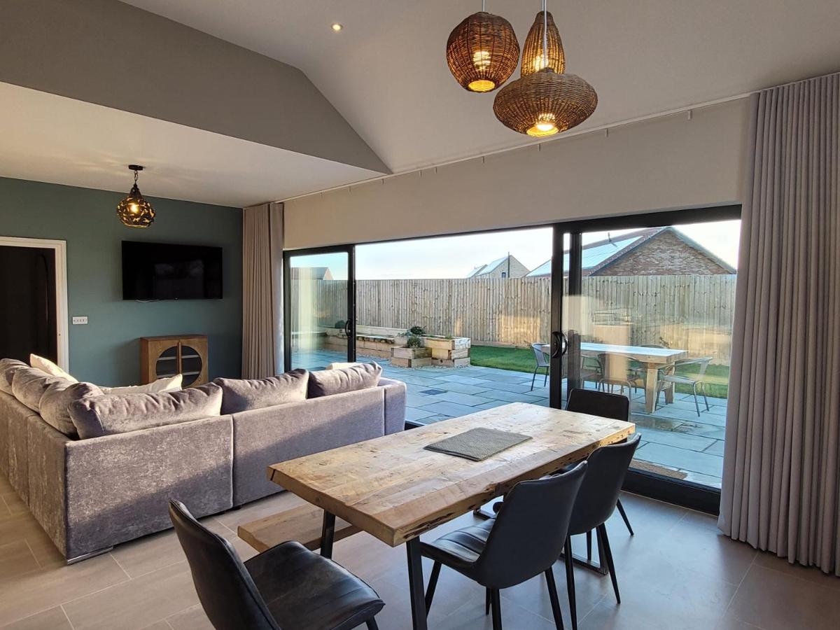 Bailgate Barn, Ashlin Farm Barns - Housity