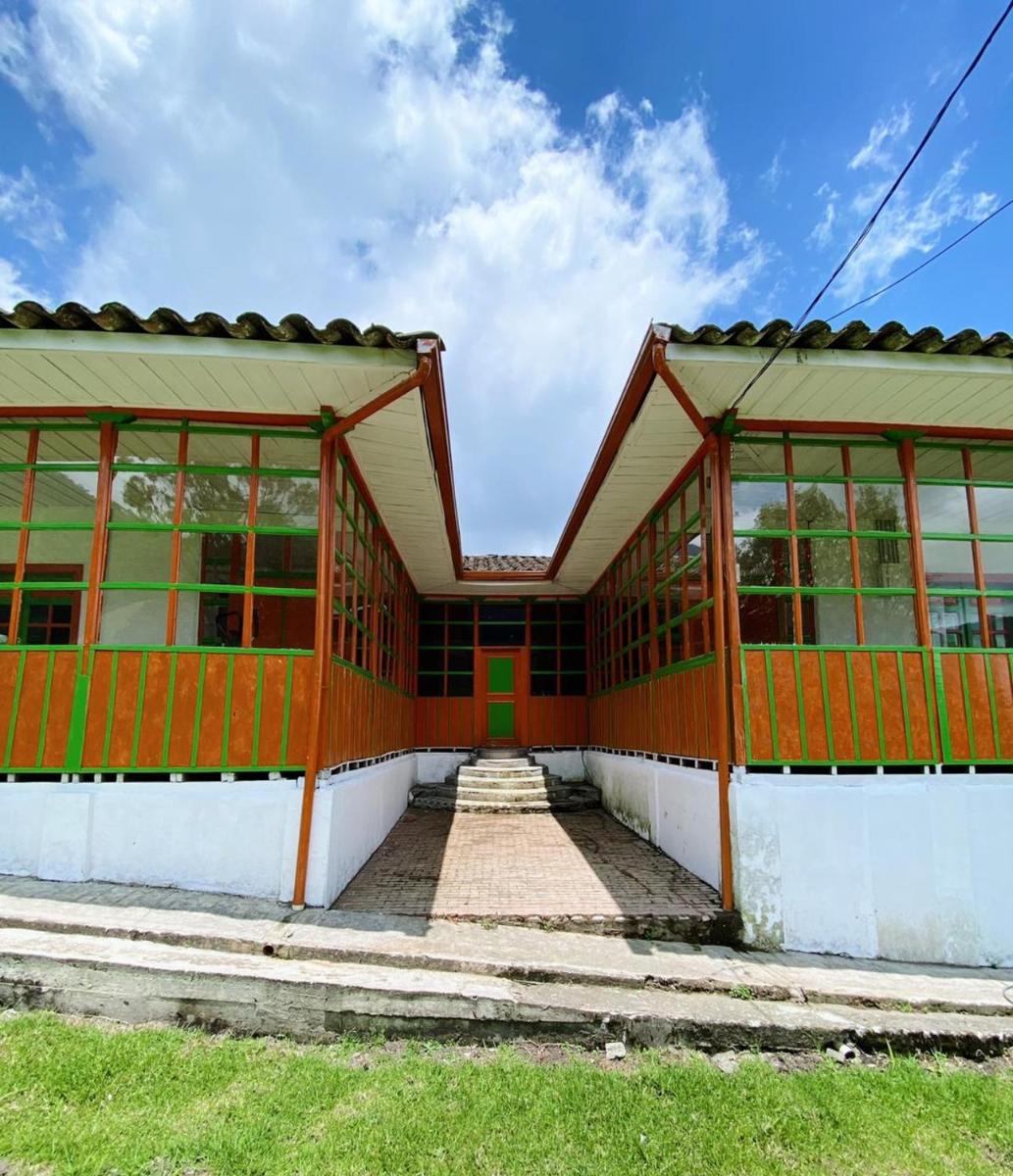 Suitetrails - CASA TIPICA RESTAURADA - SALENTO / VALLE DEL COCORA