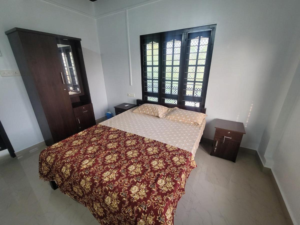 Alleppey Evergreen Villa - Housity