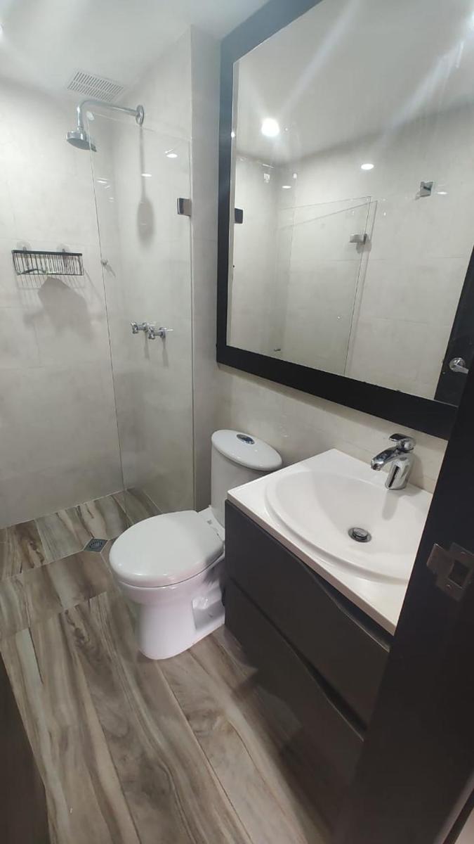 SE ARRIENDA HABITACION - Housity
