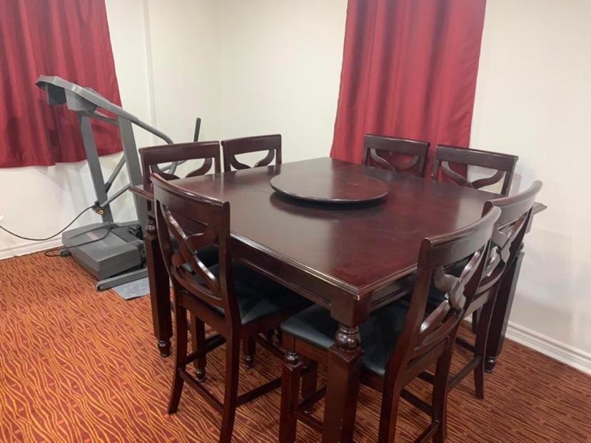 Guest House Room No 01 - Housity