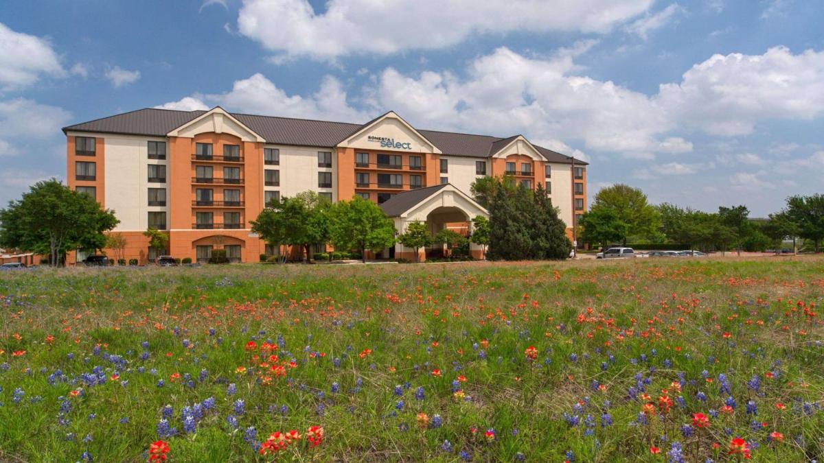 Sonesta Select Austin North Central - Housity