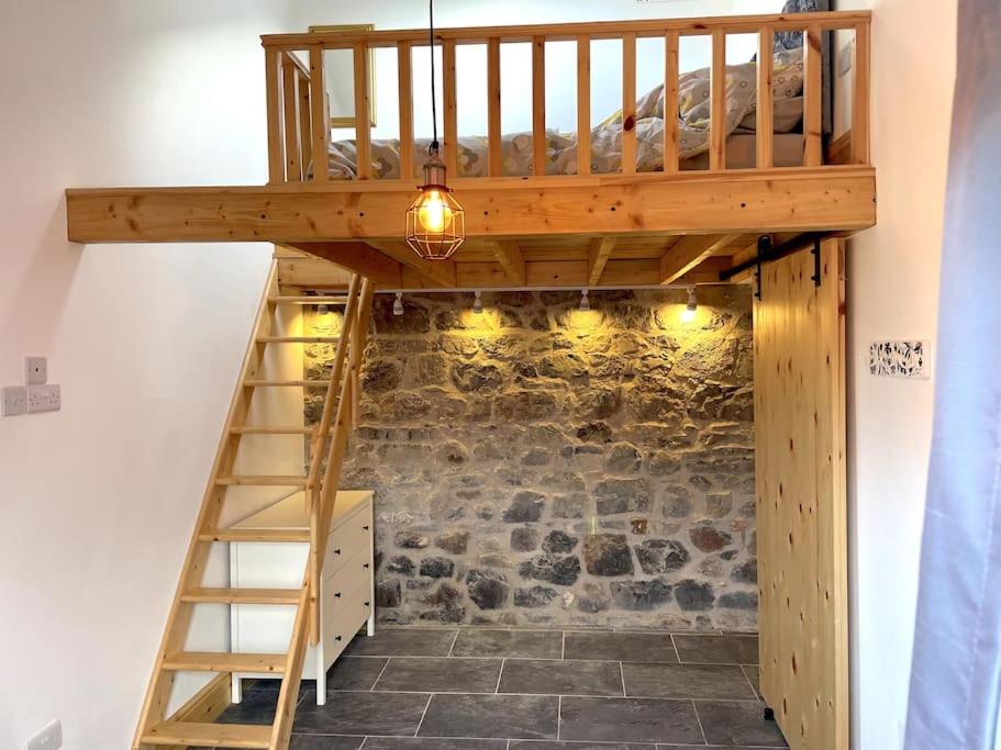 Suitetrails - Rhossili's Retreat - AONB - Gower Rural Sleeps up to 6