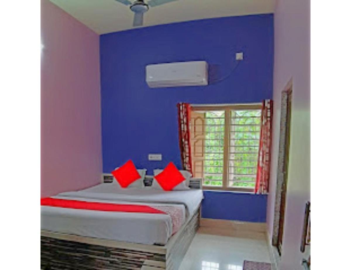 Hotel Chhuti Lodge, Sainthia - Housity