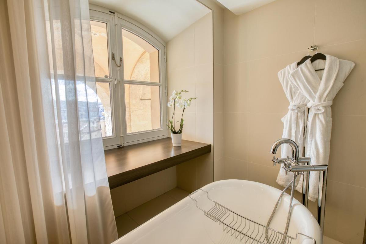 Salle de bains dans l'établissement InterContinental Marseille - Hotel Dieu by IHG