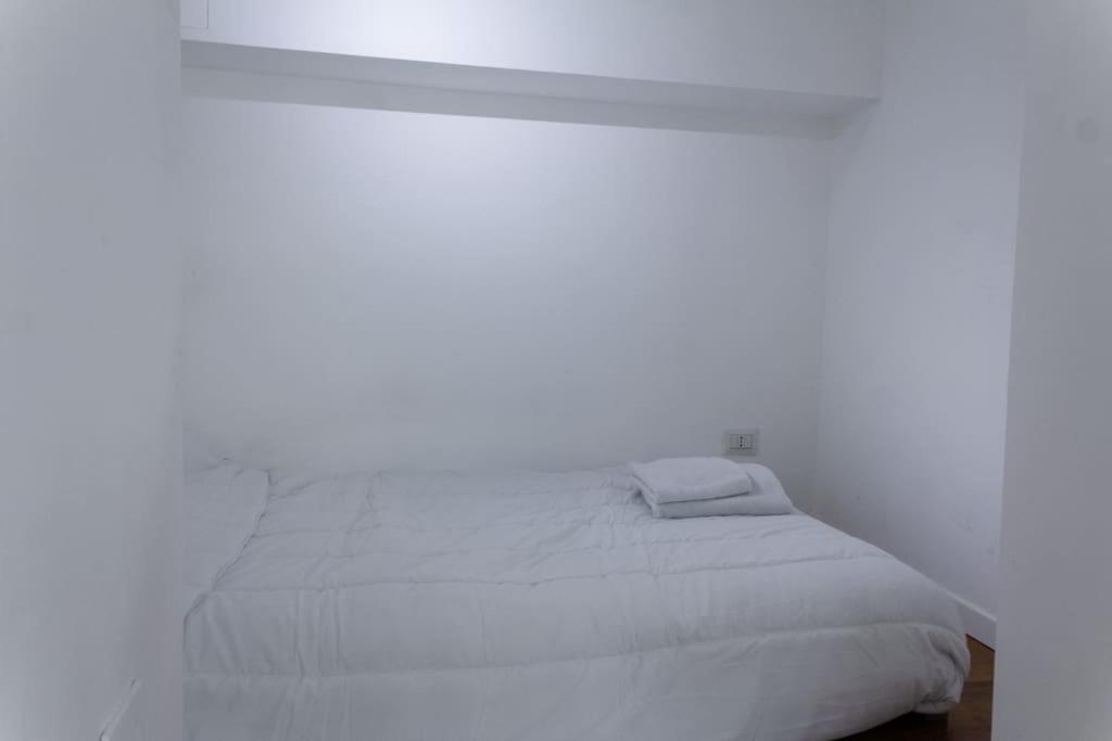 Sara's apartament in the center of Milan - Housity
