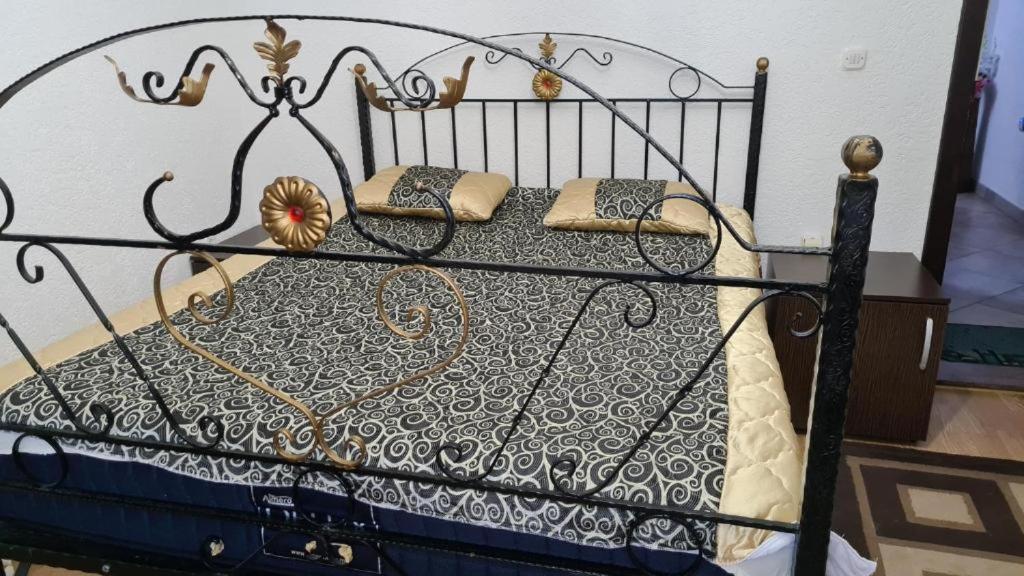 Villa Jelena Mavrovo - Housity