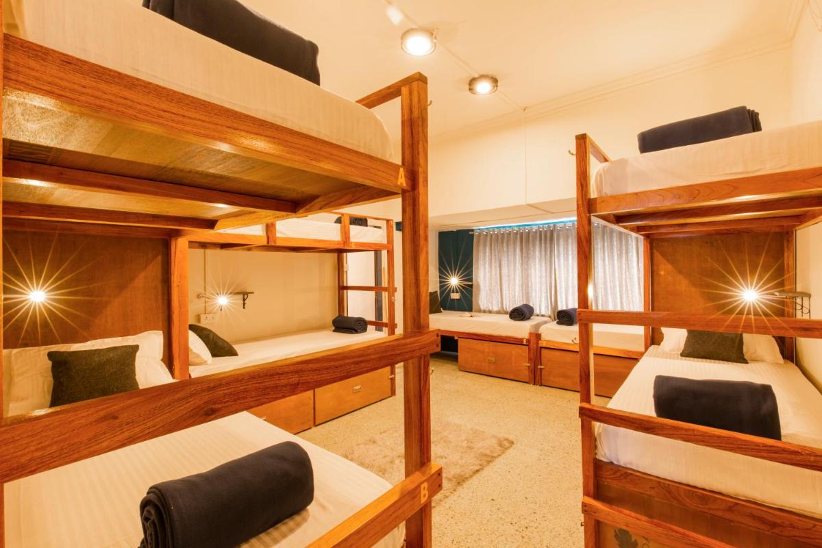 Locomo Mumbai - Stay Work Eat - Hizvo