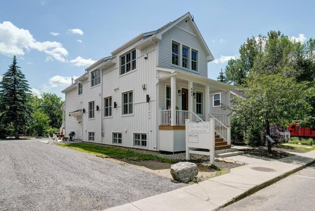 201 Condo au rez de chaussée , au coeur de Bromont - Housity