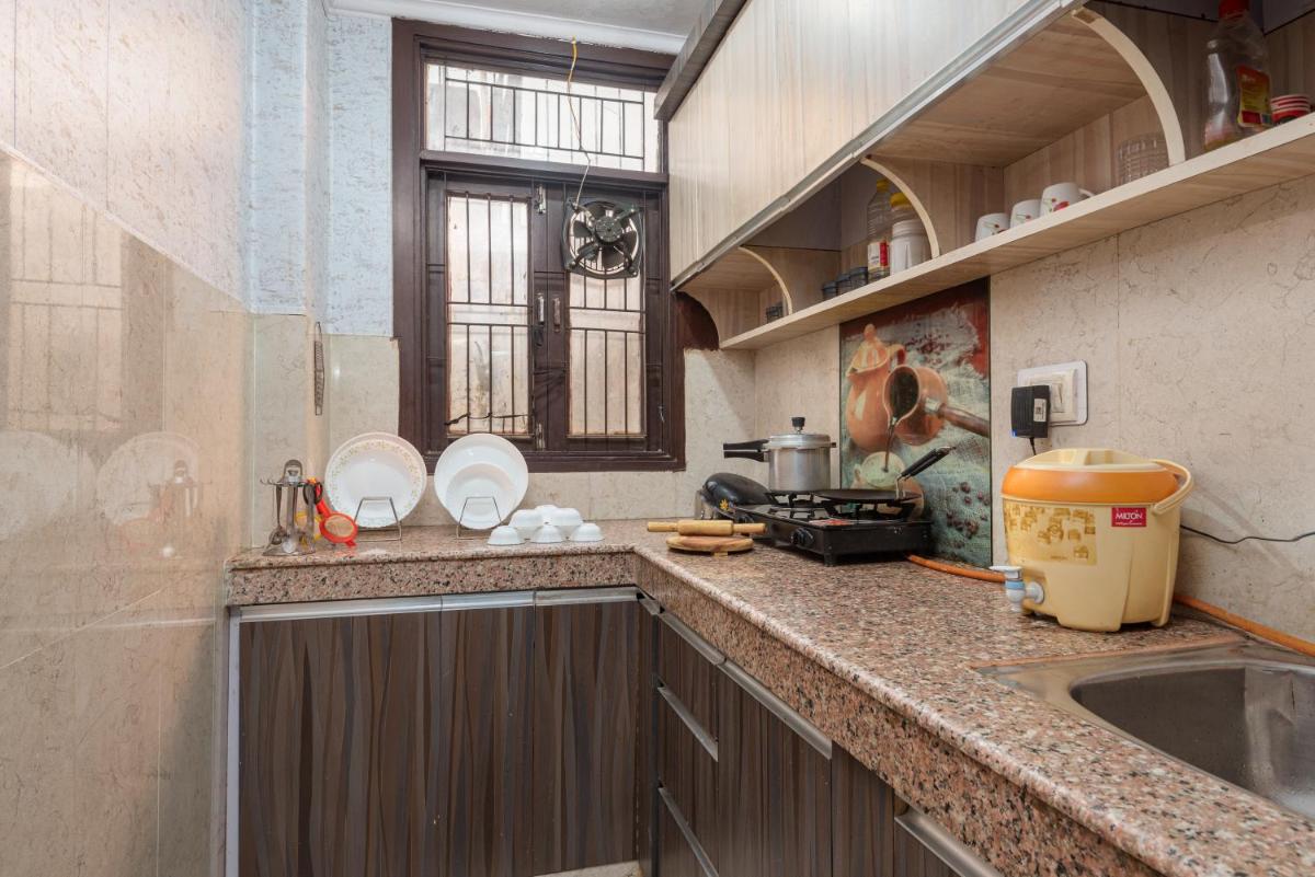 UGF Cozy Flats Bnb 2 BHK Flat,Near Airport Delhi - Hizvo