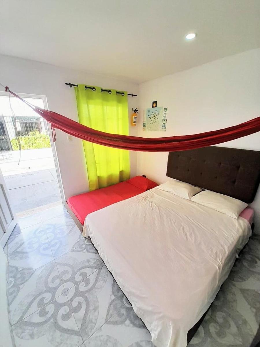 Hostal Doña CRISTI - Housity