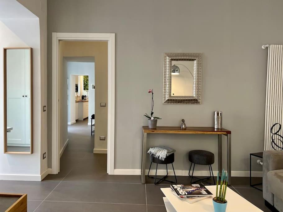 Suitetrails - Casa Losito, Boutique apartment 100 mq in the heart of Naples!