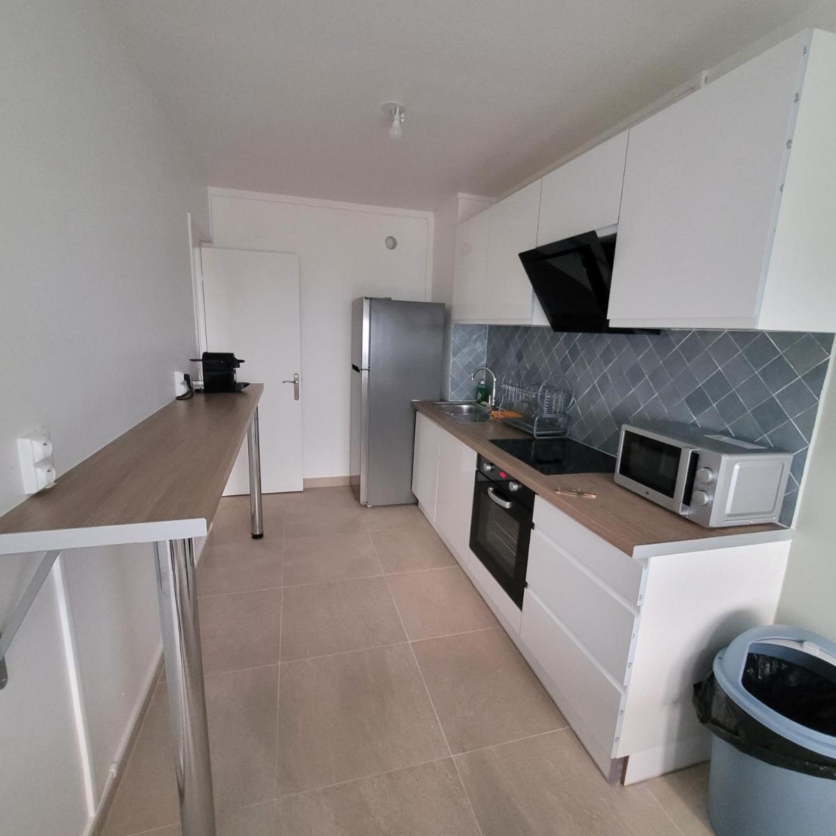 Grand appartement avec parking privé - Housity