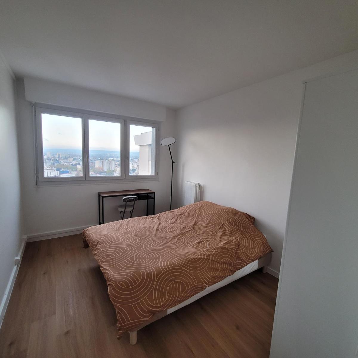 Grand appartement avec parking privé - Housity