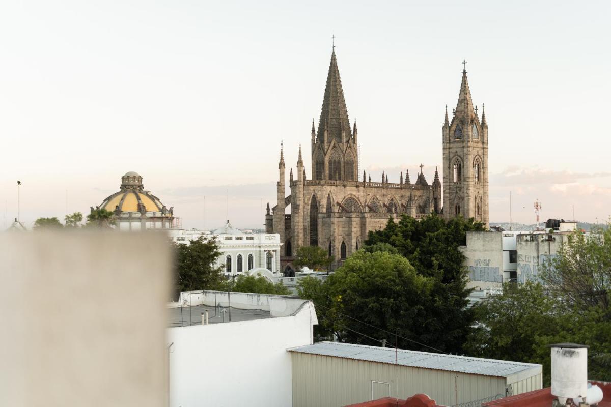 Loft con Terraza privada, vista al Expiatorio - Housity