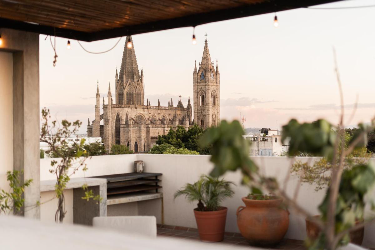 Loft con Terraza privada, vista al Expiatorio - Housity