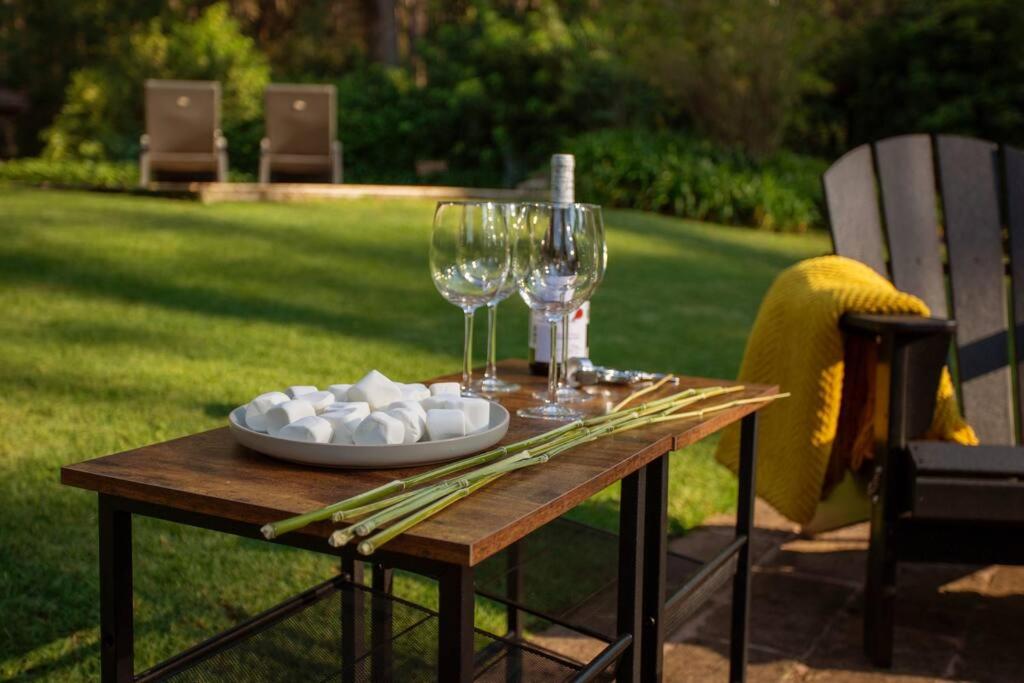 Casa Ficus, serviced Luxury Villa with pool&tennis - Housity
