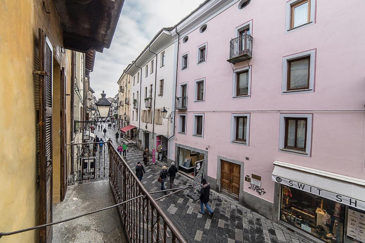 Domus Antica Aosta - Housity