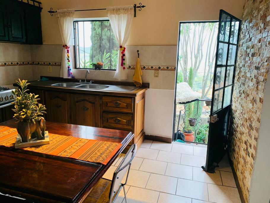 Casa de Los Pinos 1 - Housity
