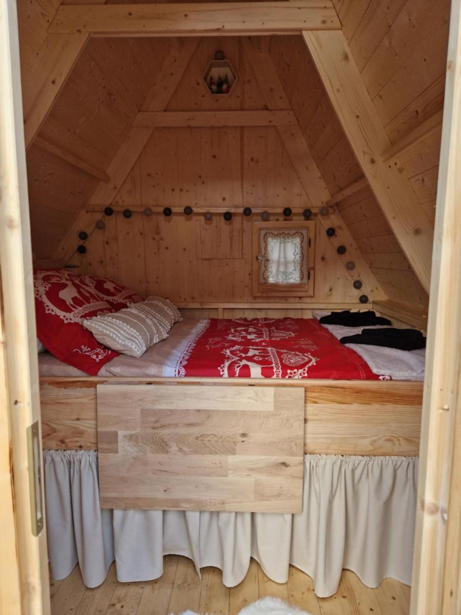 Les cabanes féeriques du Cheix - Housity