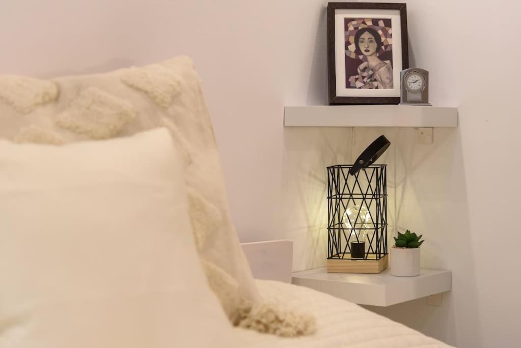 Lyana's Studio - Housity