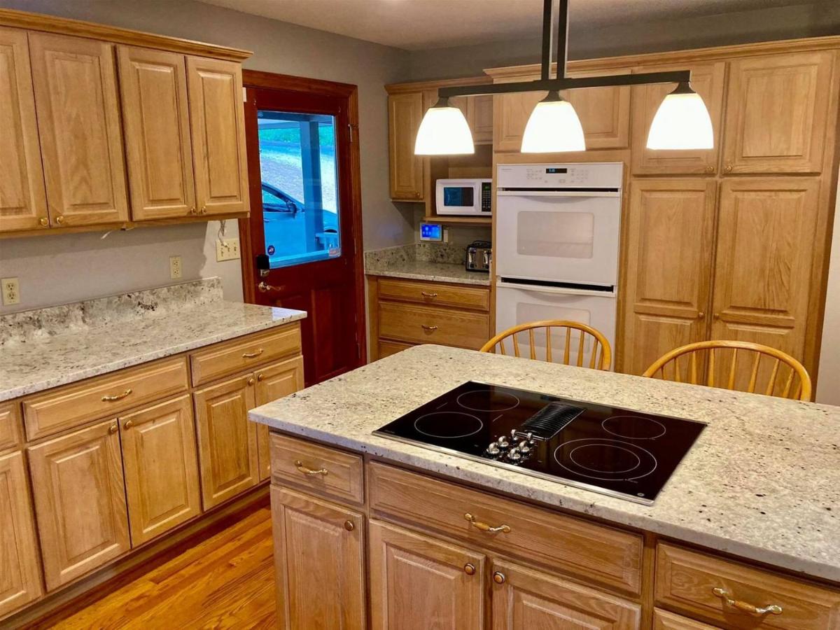 Lake Forest Landing - Housity