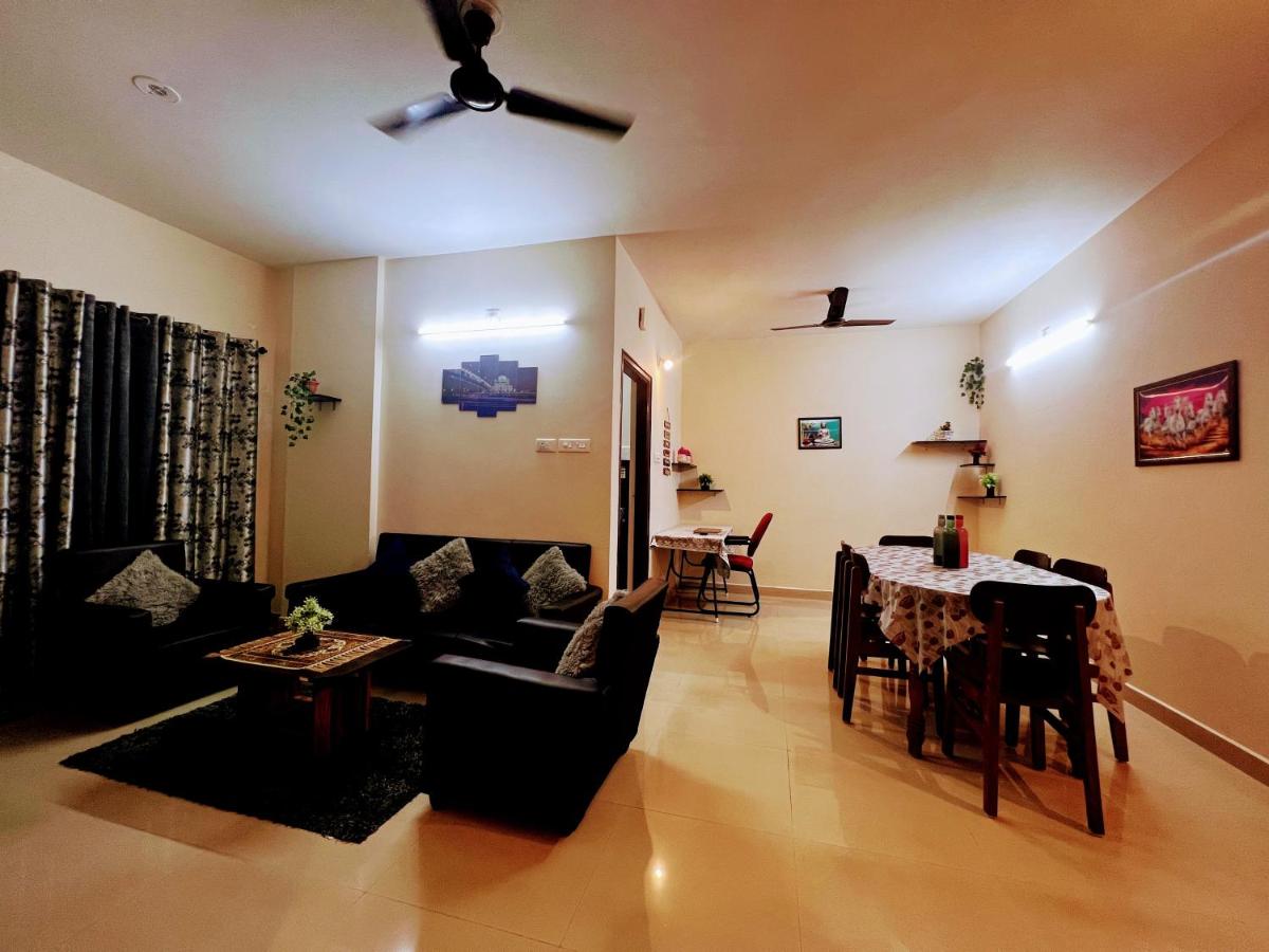 Spacious 2BHK haven in the midst of greenery - Housity