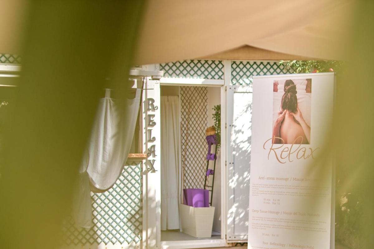 Un baño de Hotel Ciutat Jardi