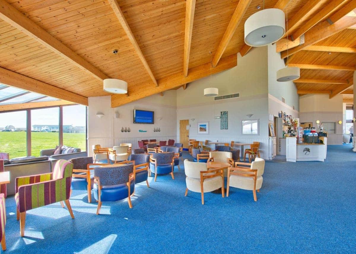 Gimblet Rock Holiday Park - Housity