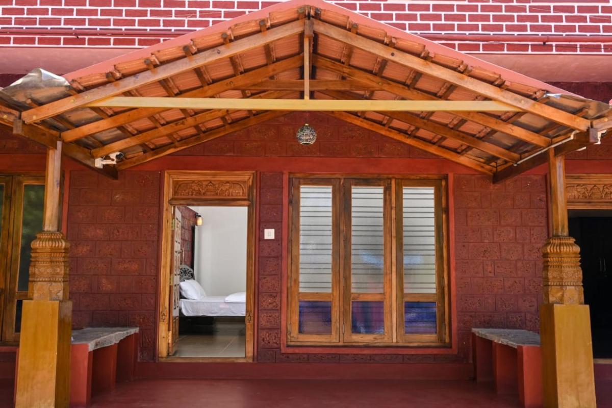 Bluebay Luxury Cottages - Malpe - Housity