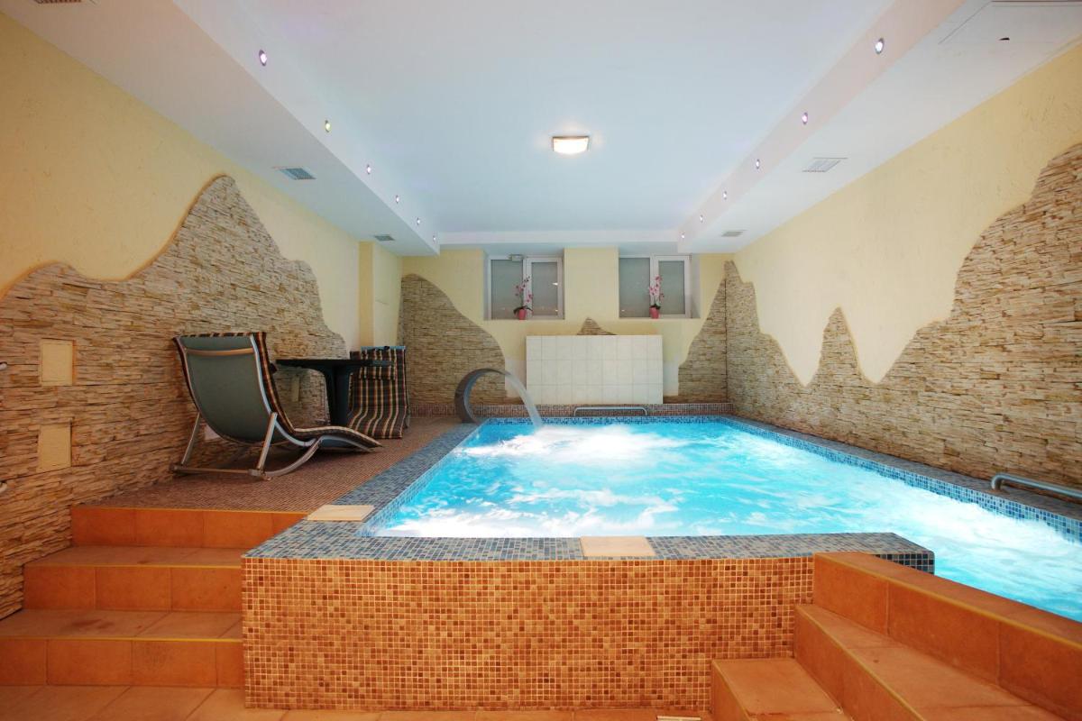 Grin Hotel - Housity