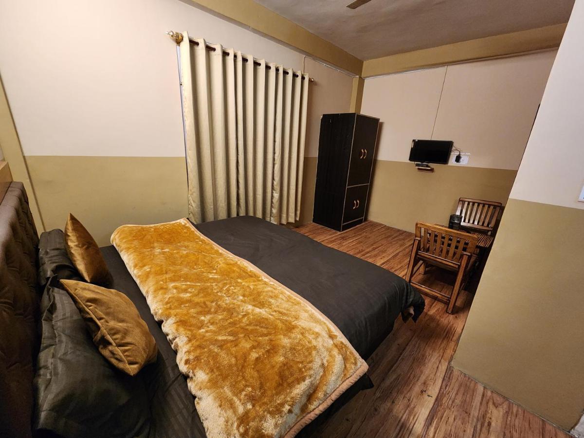 Woodzo Kasol - Housity