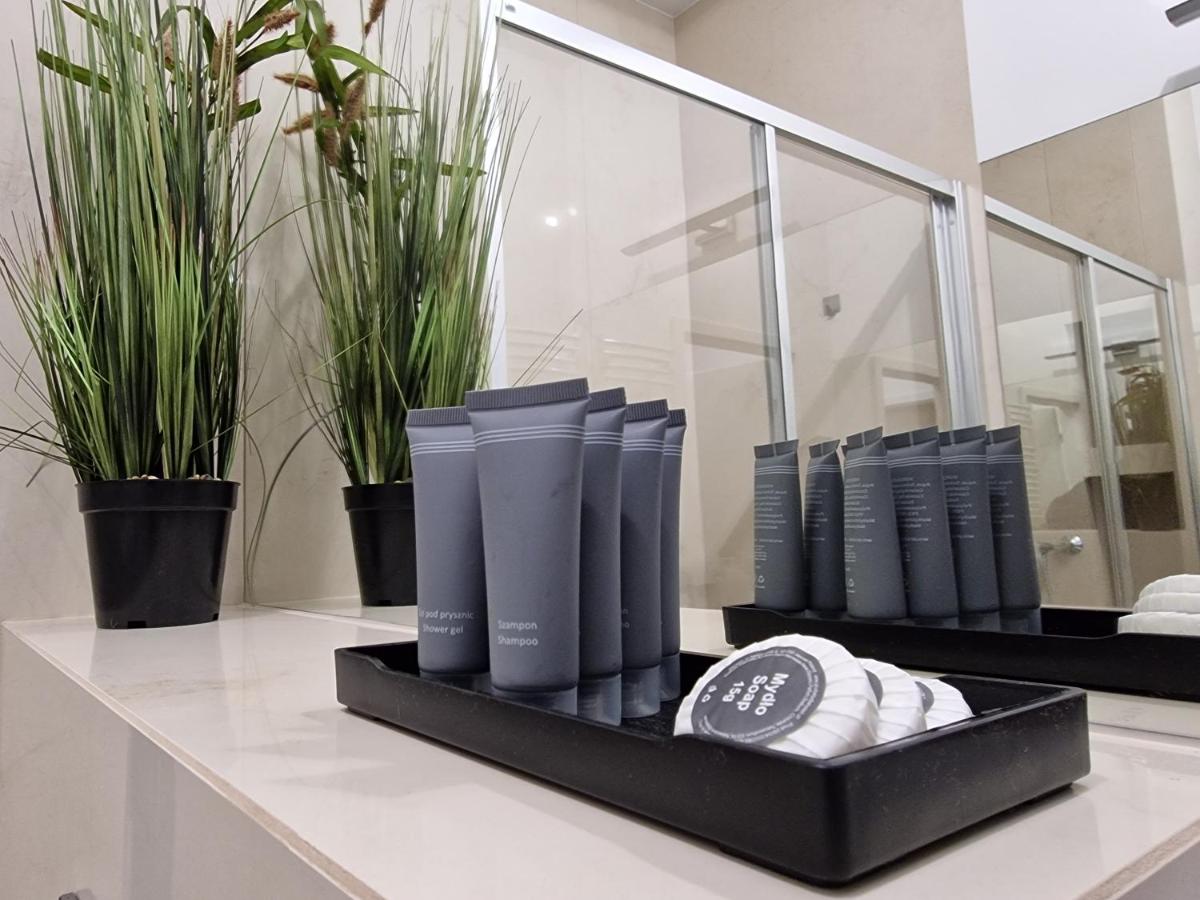 MicroHotels Fabryczna 17 - Housity