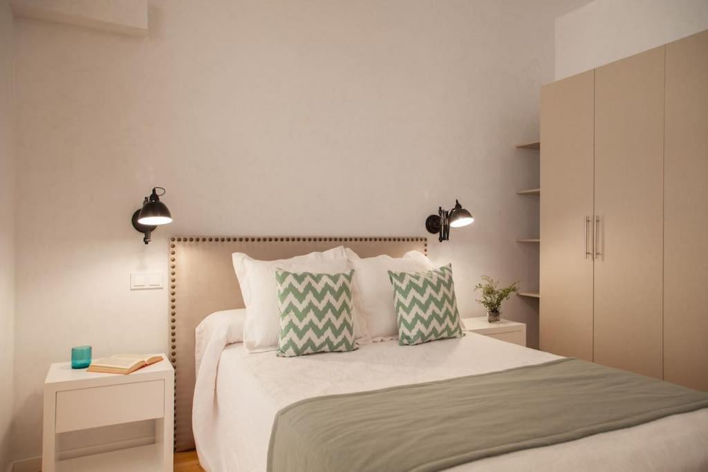Apartment a few steps from Puerta del Sol - Housity