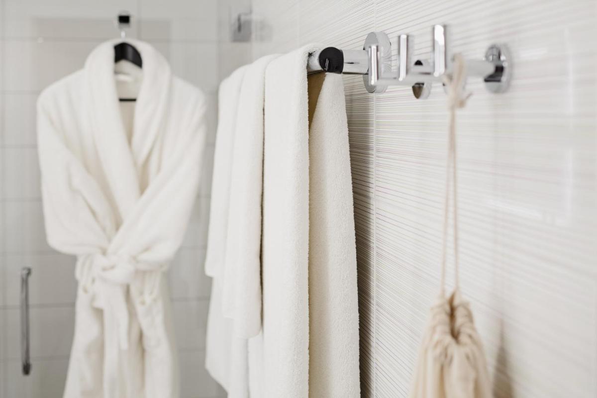 Hotel Indigo Helsinki-Boulevard, an IHG Hotel - Housity