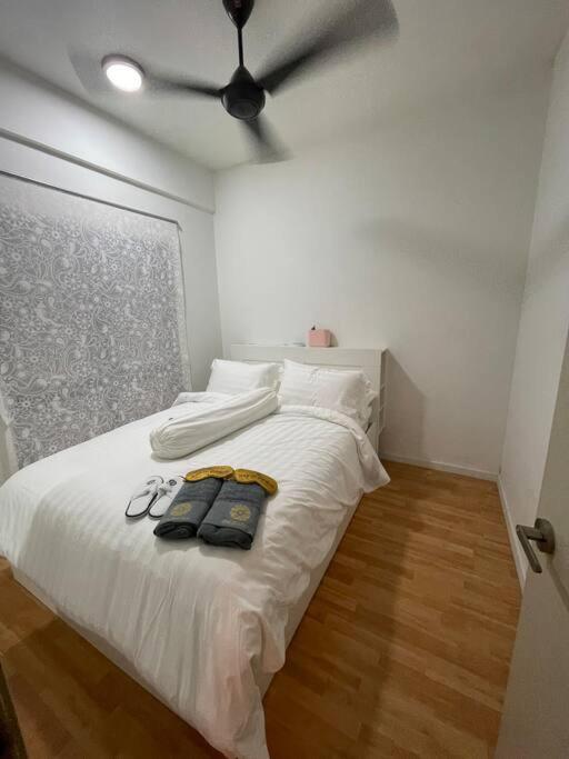 Suria Residence Homestay - Hizvo