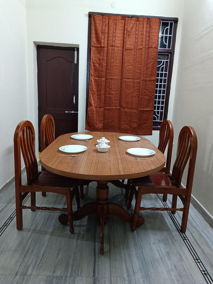 Reddy Guest House - Housity