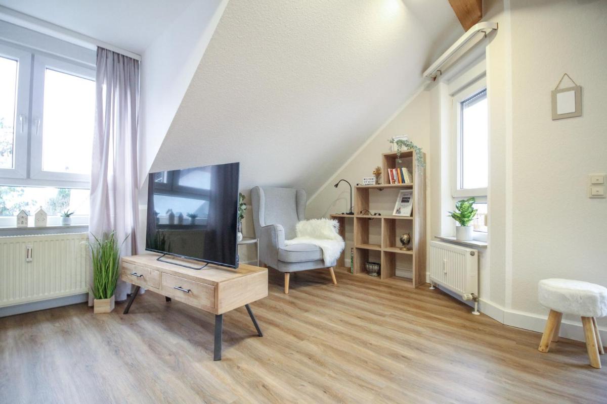 nJoy! Sonnig & Zentral - Queensize - Kaffee - Netflix - Balkon - perfekt für Business & Paare - Housity