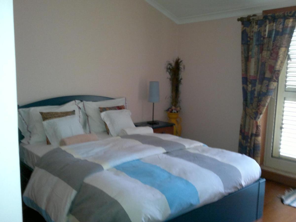 Aguda Beachfront Apartment - Housity