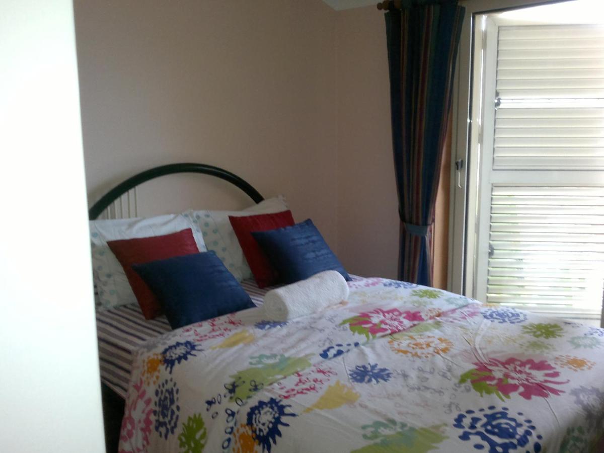 Aguda Beachfront Apartment - Housity