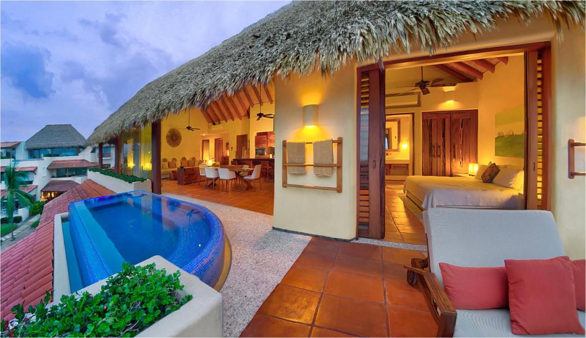 Residences at Las Palmas - Housity