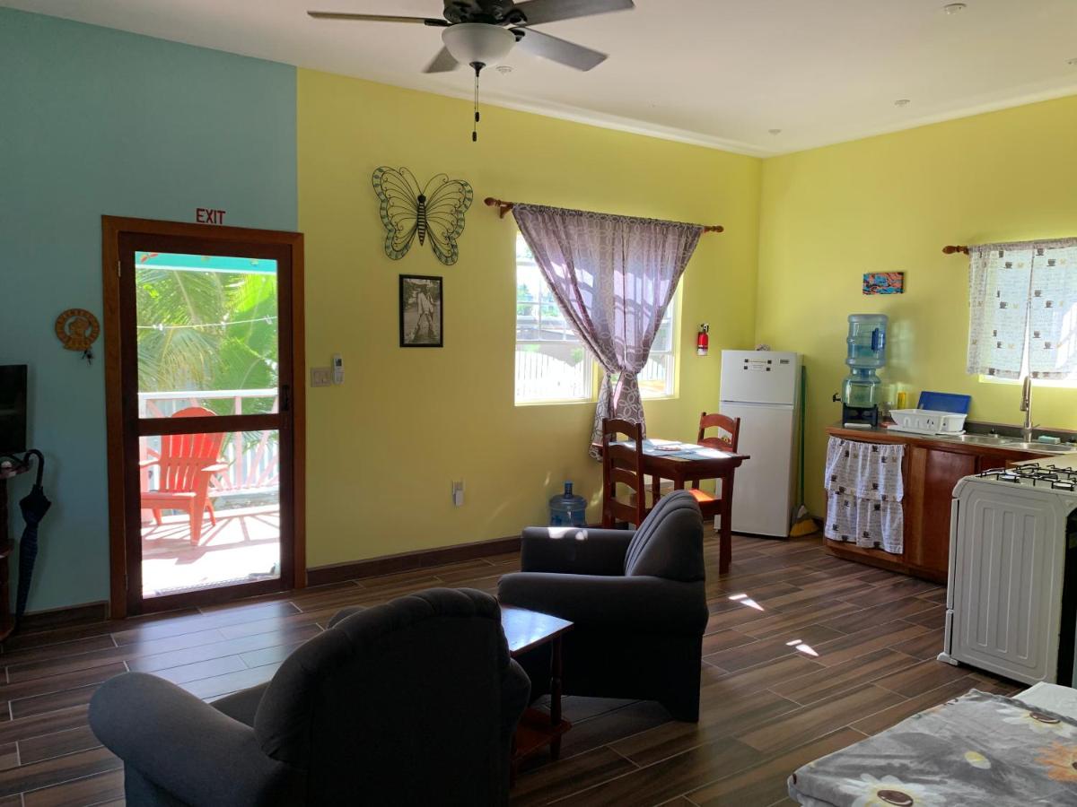Lily Pad II - Housity
