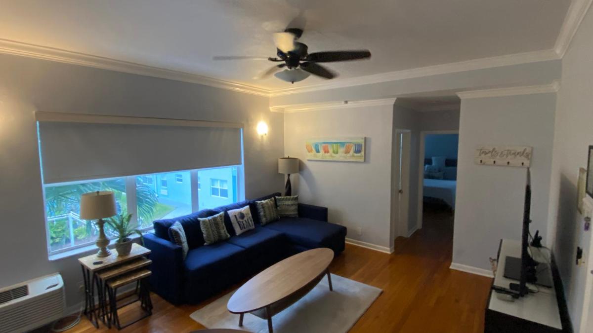 Hollywood Beach and Boardwalk - Housity
