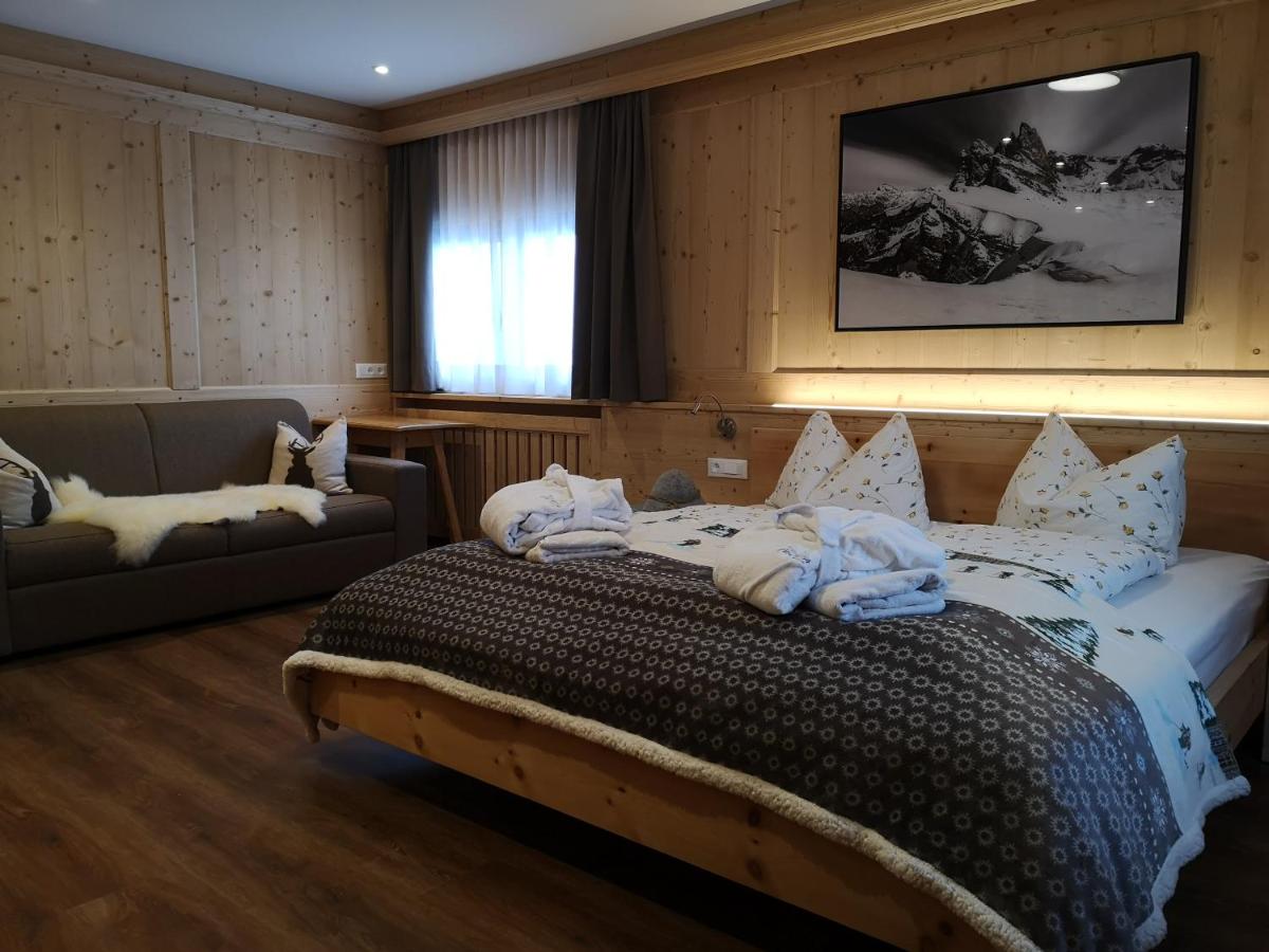 Rifugio Fermeda Hutte - Housity