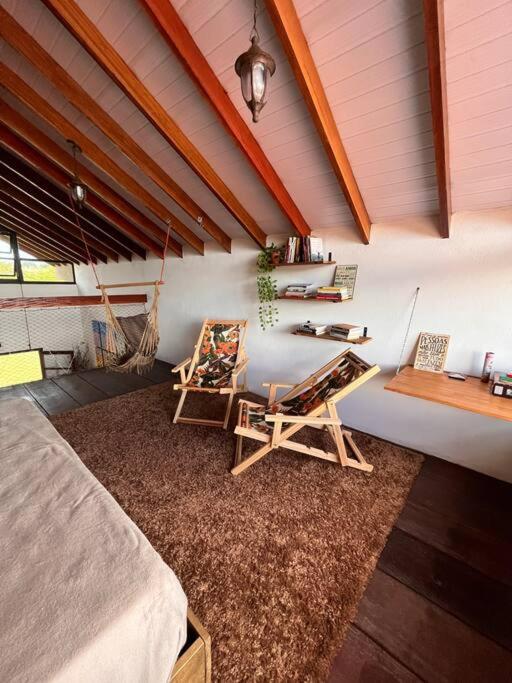 CHALÉ 01 - Boutique Premium - com banheira - Housity