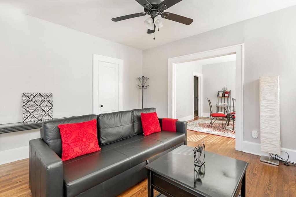 Historic District Apt, Walk to Baylor & Texas A&M - Housity
